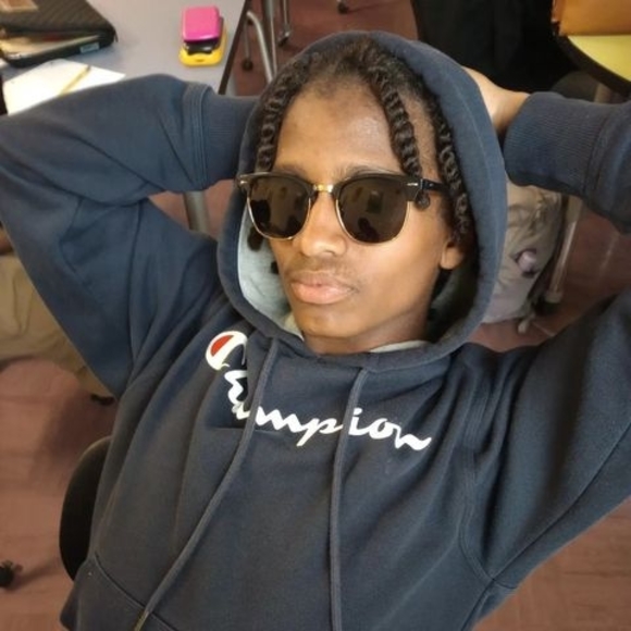 Meet your Posher, Damien - Picture 1 of 1